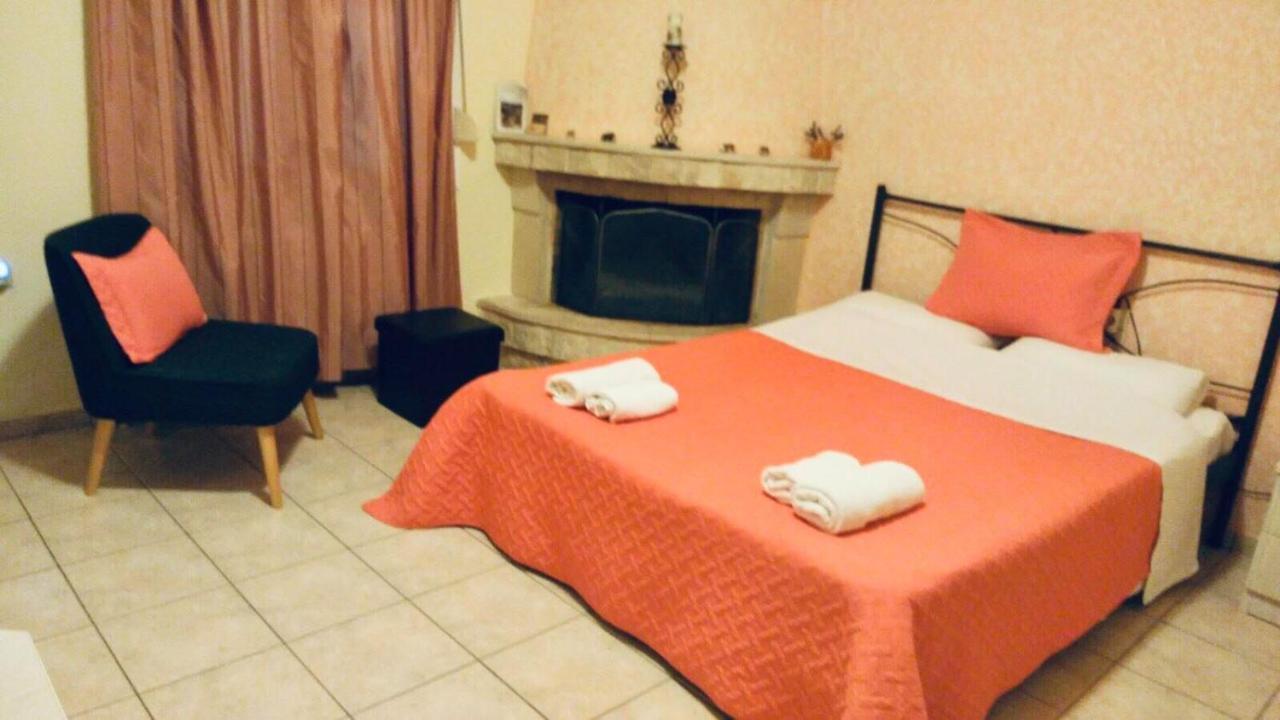 Filoxenia Apartment Choudetsi Exterior foto