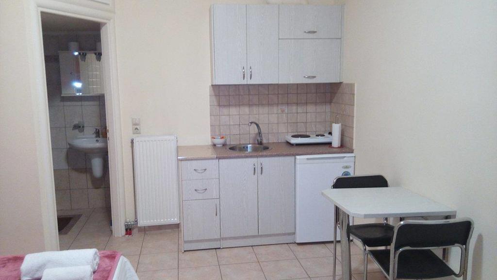 Filoxenia Apartment Choudetsi Exterior foto